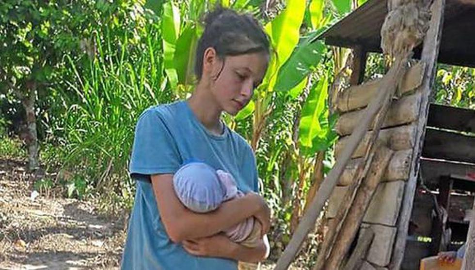 Patricia Aguilar en una imagen del 2018, cuando fue encontrada en la selva del Perú junto a su bebé recién nacida. (EFE).