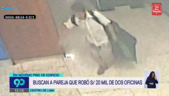 Una pareja de delincuentes robó 20 mil soles tras ingresar a un edificio ubicado en la Av. Garcilaso de la Vega en Cercado de Lima. (Video: Latina)