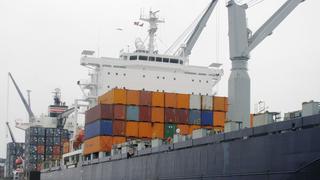 Exportaciones cayeron 2.5% en enero al sumar US$ 3,560 millones, según Adex