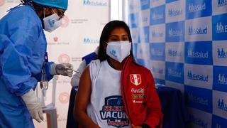 En Playa Miller: Las futbolistas de la selección peruana se suman a la campaña de vacunación [FOTOS]