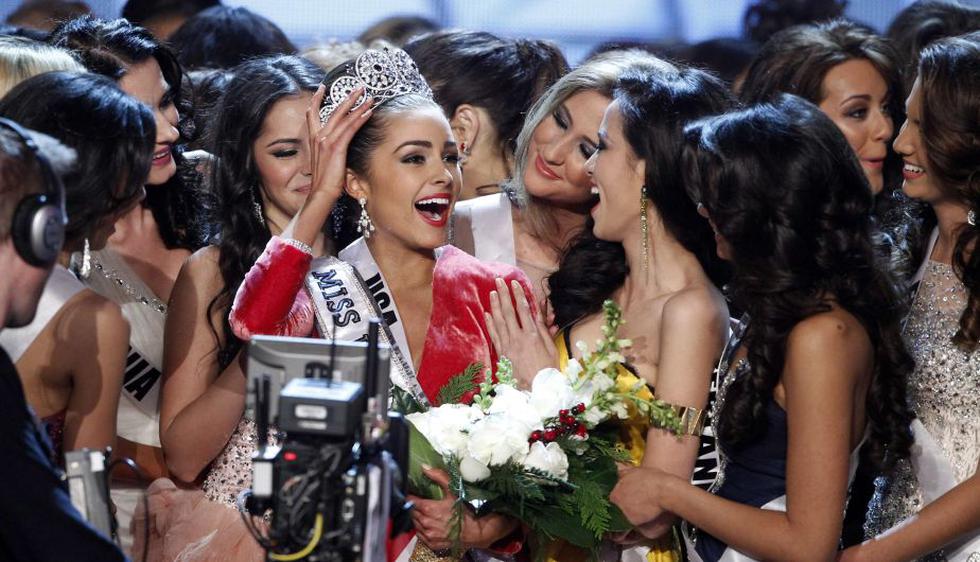 La Miss USA Olivia Culpo rodeada por las otras candidatas tras ser coronada como la nueva Miss Universo. (Reuters)