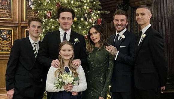El detalle viral en la foto navideña de la familia Beckham. (Foto: @davidbeckham / Instagram)