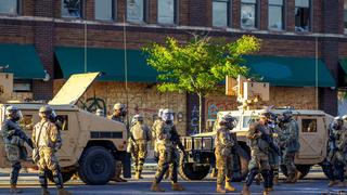 Minnesota moviliza a toda su Guardia Nacional para acabar con los disturbios