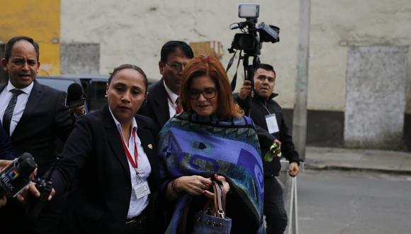 Mercedes Araoz guardó silencio ante las preguntas sobre la actual coyuntura política. (Foto: César Campos / GEC)