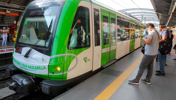 Metro de Lima adopta medidas para viaje seguro durante las fiestas de fin de año (Foto: Andina)