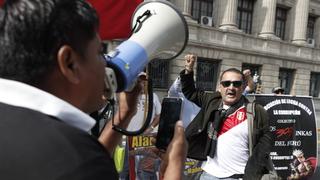 Manifestantes celebran impedimento de salida contra Alan García [VIDEO]