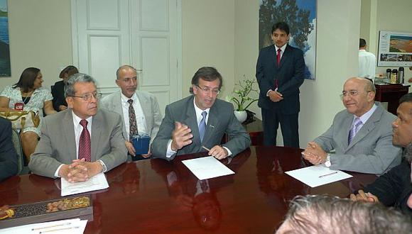 Silva se reunió con autoridades del estado de Rondonia. (Andina)