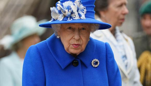 La reina Isabel II del Reino Unido ha lanzado una oferta de trabajo con un sueldo que han sido criticado por algunos. (Foto: AFP)
