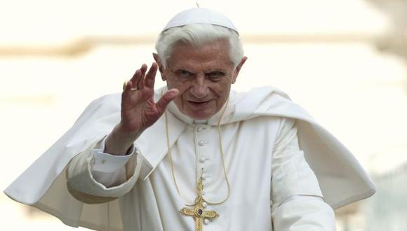 Benedicto XVI &quot;se está apagando lentamente&quot;, según su secretario personal Georg Ganswein. (Reuters)