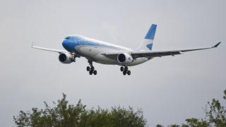 Doce heridos leves por una “turbulencia severa” en vuelo entre Madrid y Buenos Aires