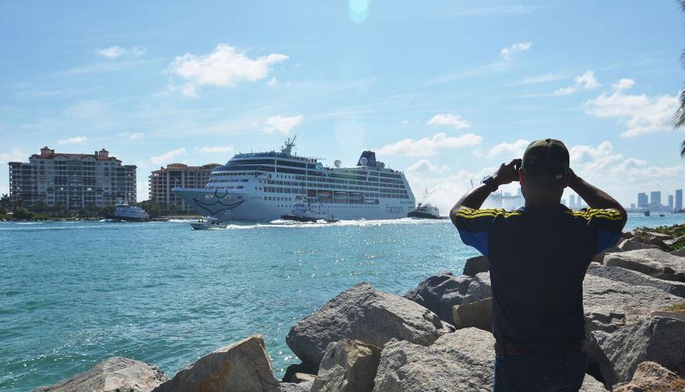 Así es viajar en Adonia, el primer crucero entre EE.UU. y Cuba que zarpó desde Miami. (EFE)