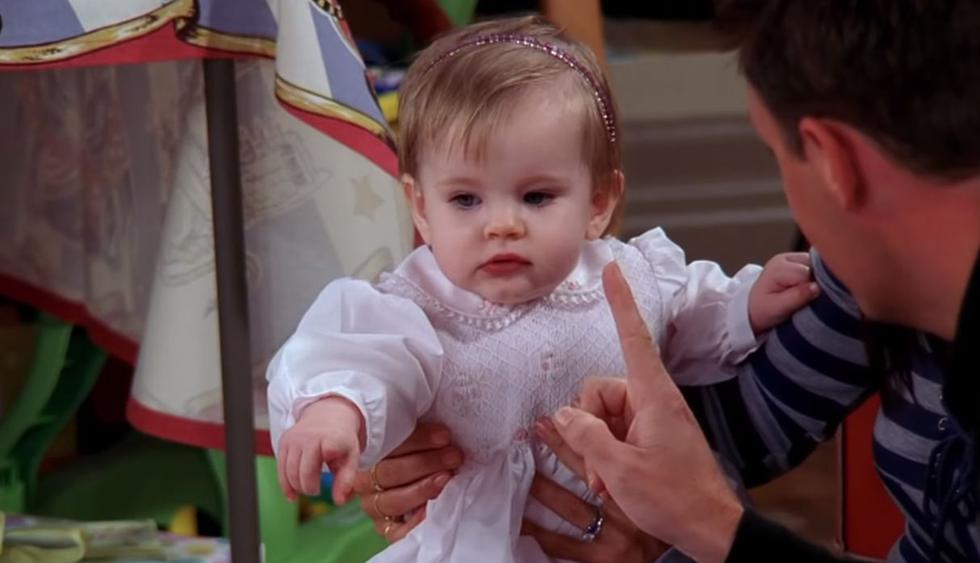Cali y Noelle Sheldon interpretaron a Emma, la hija de Rachel y Ross en “Friends”. (Foto: Captura de video)