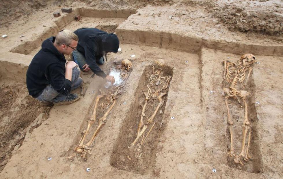 Encontraron esqueletos de unos 200 soldados de la 'Grande Armée' de Napoleón muertos en 1813 (AFP)
