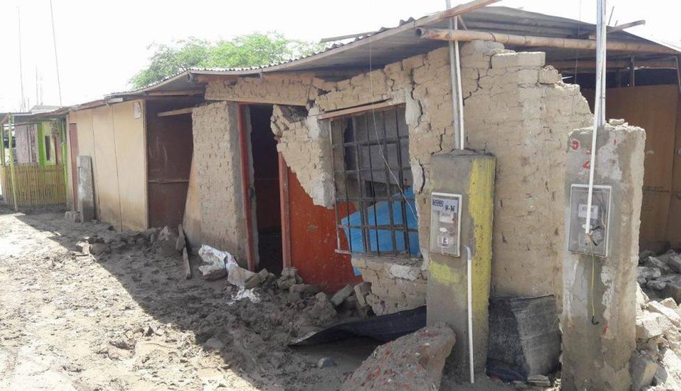 Diez casas colapsaron en el distrito de Castilla por las lluvias. (Jorge Merino)