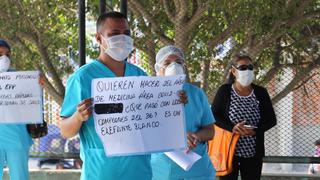 Piura: ‘No queremos morirnos’, médicos del Hospital de Sullana exigen equipos de bioseguridad