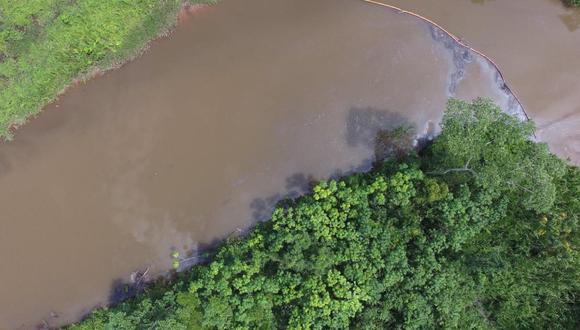 Párroco de San Lorenzo Lamenta que el derrame de petróleo esté afectando al río Marañón (Foto: Ministerio Público)