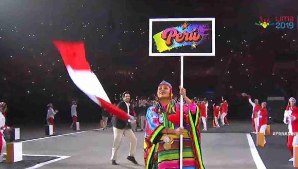 Stefano Peschiera portó la bandera peruana en el desfile de delegaciones. (Captura: Movistar TV)
