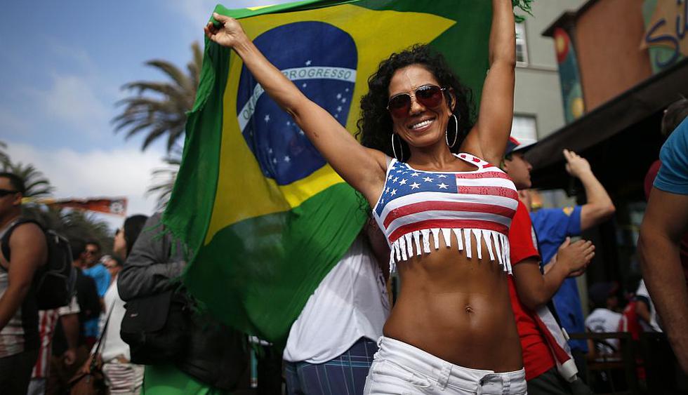Estados Unidos venció sobre la hora 2-1 a Ghana y desató la fiesta de sus seguidoras (AFP)