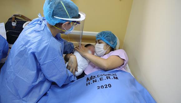 EsSalud garantiza atención a madres gestantes durante la pandemia de COVID-19. (EsSalud)