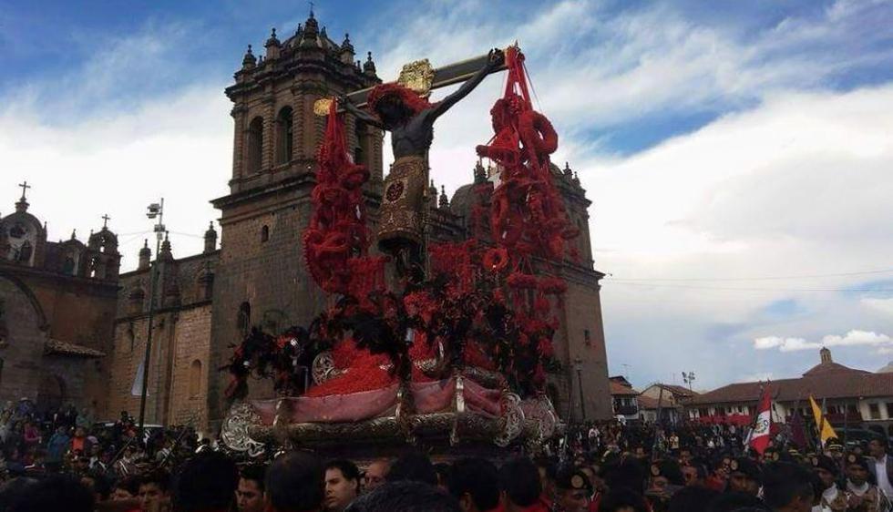 Multitudinaria procesión del Señor de los Temblores en Cusco, que marca el inició de la Semana Santa. (Facebook de Cusco Noticias)