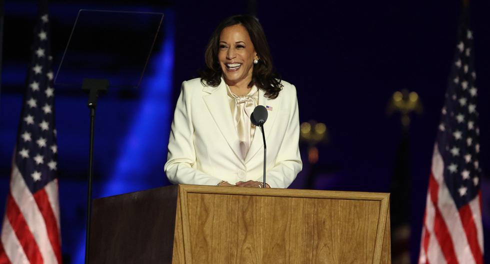 La vicepresidenta electa Kamala Harris llega para pronunciar unas palabras en Wilmington, Delaware, tras la victoria de Joe Biden. (Tasos Katopodis/Getty Images/AFP).
