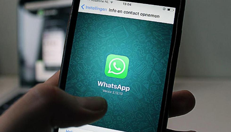 WhatsApp, la aplicación de mensajería instantánea más utilizada en el mundo, no es perfecta, y muchas de sus funciones pueden ocupar la memoria de nuestro celular. (Getty)