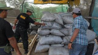 Chiclayo: Incautan 350 sacos de carbón ilegal en un camión de helados