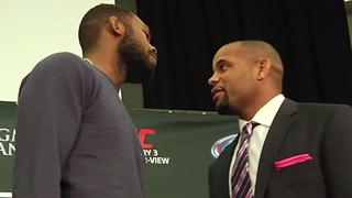 UFC: Jones y Cormier vuelven a calentar los ánimos antes de su pelea [Video]