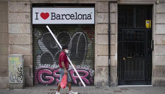 Las cifras divulgadas por el ministerio daban cuenta de un total de 359.082 infectados por el virus en España, 16.269 contagiados más que en el último balance del viernes. (Foto: Josep LAGO / AFP)