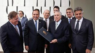Brasil: Tres investigados entre los ministros del presidente interino Michel Temer