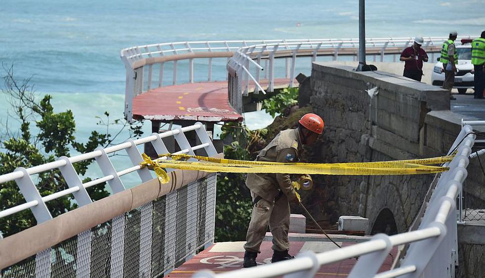 Río de Janeiro: Al menos 2 muertos y un desaparecido por colapso de ciclovía. (AFP)