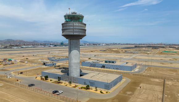 Torre de Control de Aeropuerto Jorge Chávez.