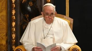 El papa dice que una posible visita a Kiev está sobre la mesa