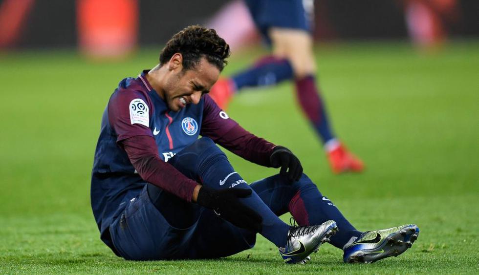 Neymar se lesionó en el partido frente al Marsella. (AFP)