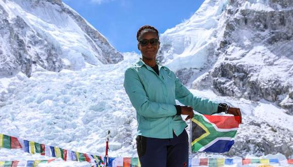 Este era el cuarto intento de ascenso al Everest para Khumalo, una ejecutiva residente en Johannesburgo. (Foto: Twitter/@GovernmentZA)