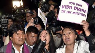 Miles marchan en Bolivia contra feminicidios