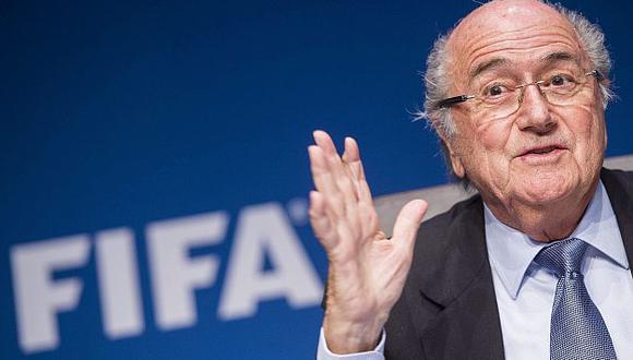 Joseph Blatter, presidente de la FIFA, debe estar más que contento. (EFE)