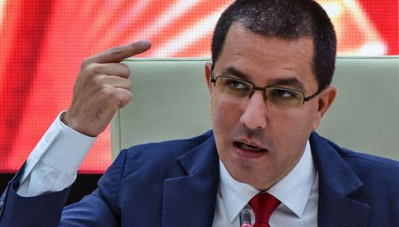 Venezuela: Jorge Arreaza dice que en el país  hay calma y nadie se enfrenta a nadie, desde Cuba. (AFP)
