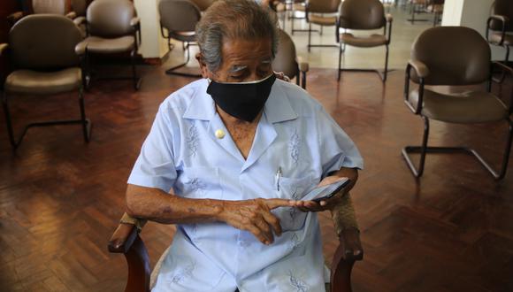 Piura: artesanos de 88 y 79 años incursionan en las redes sociales para vender sus productos (Foto: difusión)