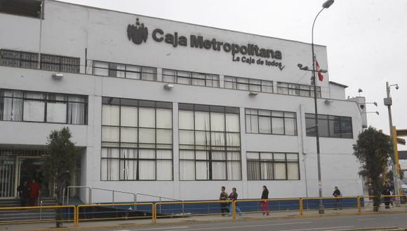 Contraloría auditará a Caja Metropolitana por denuncias de irregularidades. (Perú21)