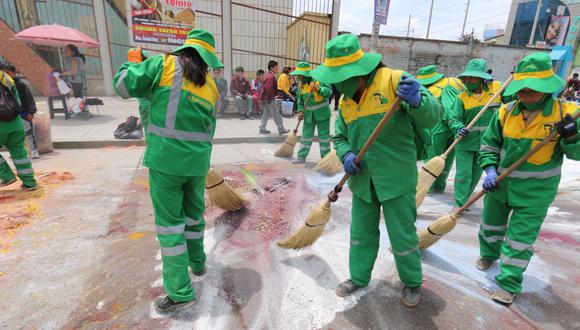 Las municipalidades tendrán plazo de 1 para incorporar a planilla a los trabajadores de limpieza pública. (Foto: GEC)