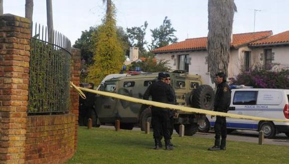 Policía incautó Unas 2,000 armas y cerca de 130,000 municiones a supuesto coleccionista en Montevideo. (elpais.com.uy)