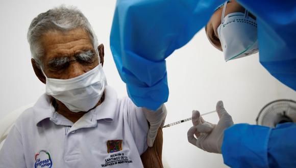 Hace un par de semanas comenzó la vacunación a los adultos mayores en Arequipa, la cual tiene 205,000 personas pertenecientes a este grupo etario y hasta el momento solo se ha logrado inmunizar al 5% (Foto: Archivo GEC)