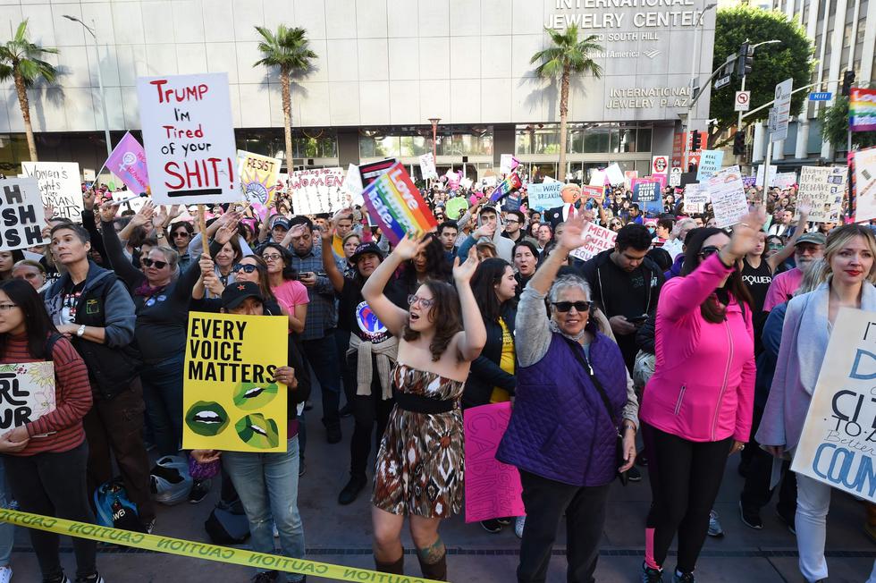 Miles de personas tomaron este sábado las calles del centro de Los Ángeles en Estados Unidos en la tercera Marcha de las Mujeres. (Foto: AFP)