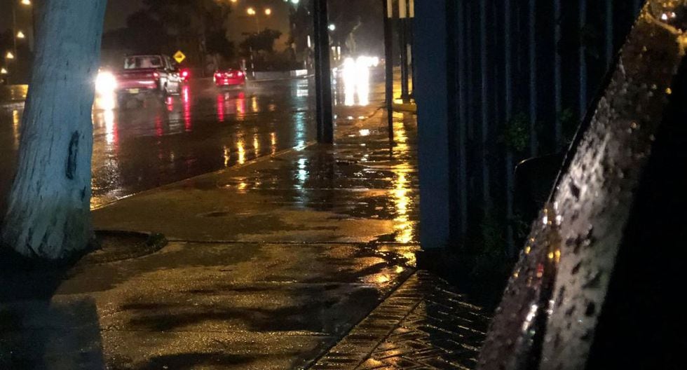Lima Lluvia de más de 5 horas sorprende a limeños [FOTOS] NOTICIAS