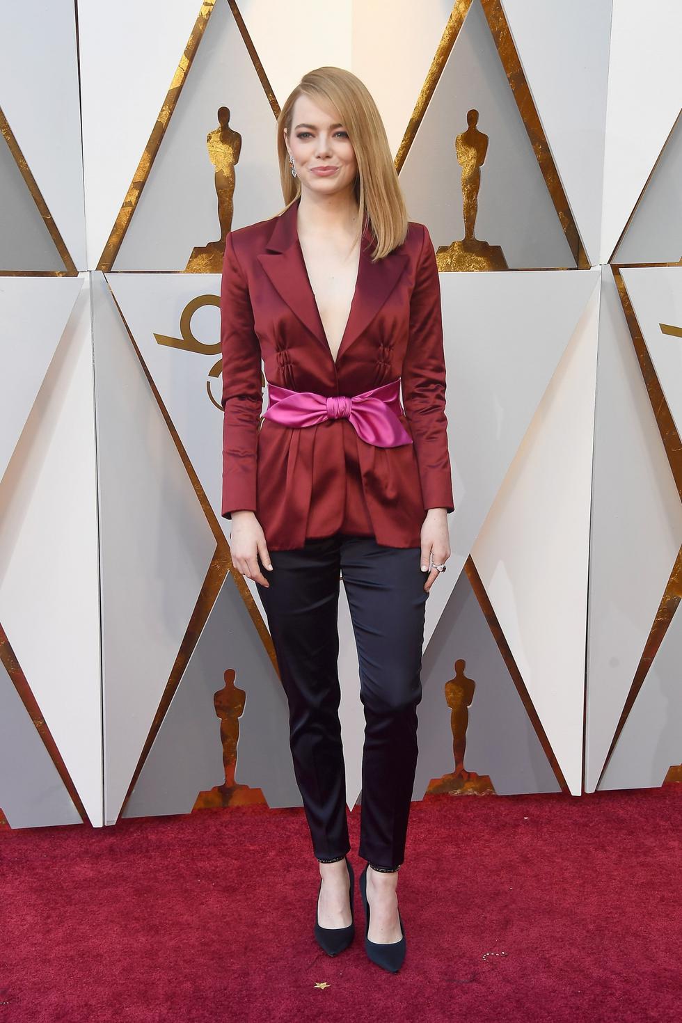 Foto: Emma Stone surgiu com um vestido texturizado com detalhes de escamas  da grife Louis Vuitton - Purepeople