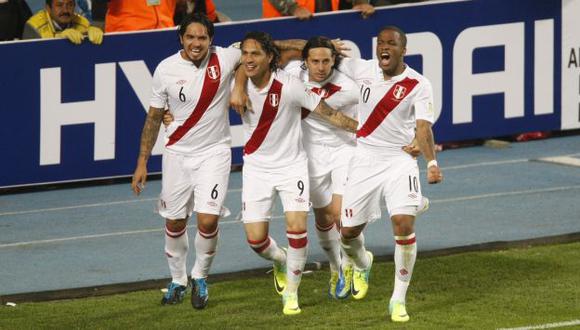 La FPF dio  a conocer a 30 jugadores preseleccionados entre los que escogerá 23 para integrar la selección peruana para  la Copa América. (USI)