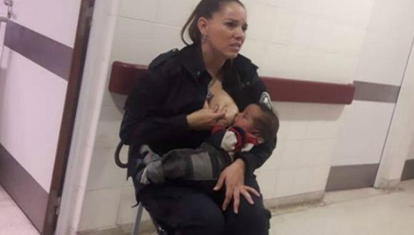 Policía amamantó a un bebé en estado de desnutrición. (La Nación)