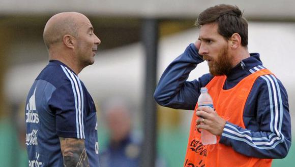 Jorge Sampaoli coincidió con Lionel Messi en la selección de Argentina entre 2017 y 2018. (Foto: AFP)