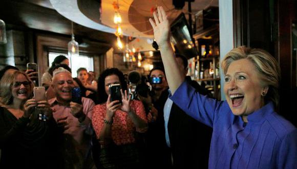 Encuesta en Estados Unidos otorga una ventaja de un punto a Hillary Clinton. (Reuters)
